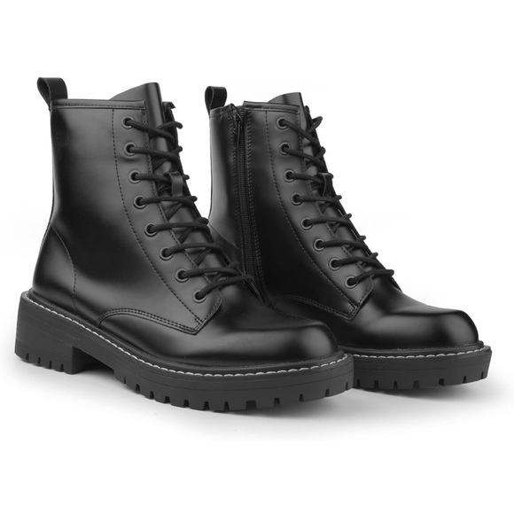 Black lace up combat boots - Picture 2 of 2